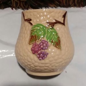 Black Berry Bramble Pot